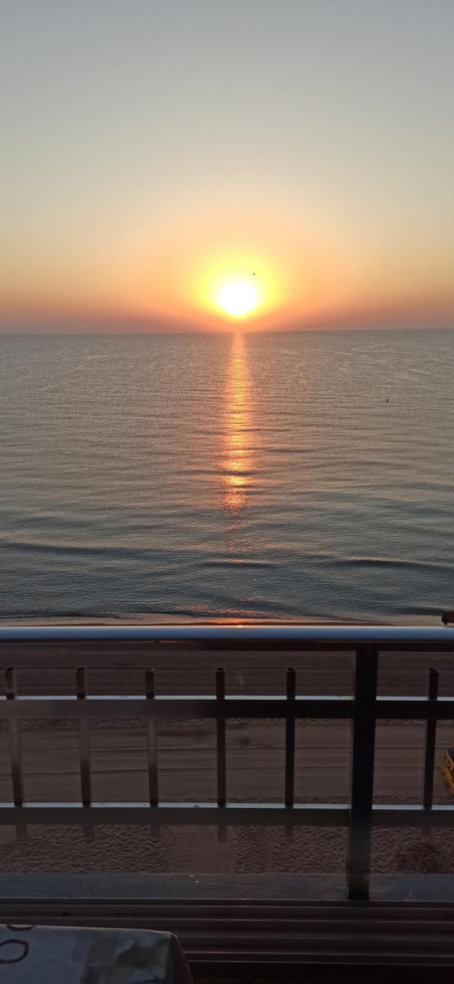 Valencia Beach SKY Room Exterior foto