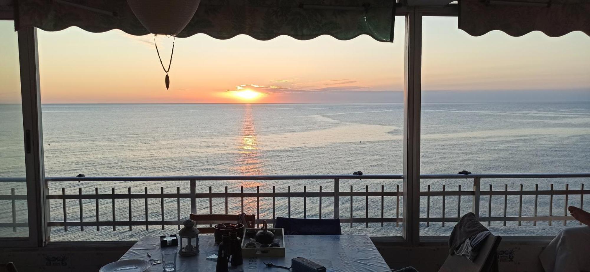 Valencia Beach SKY Room Exterior foto